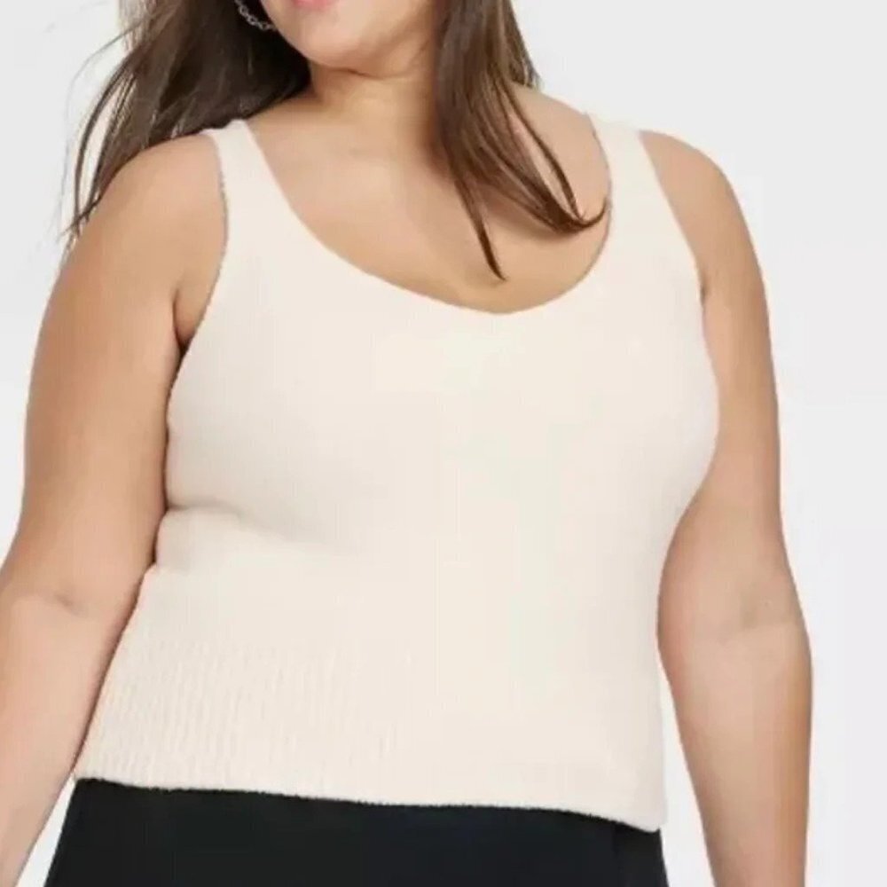 Women's V-Neck Fuzzy Sweater Tank - A New Day Cream 3XL